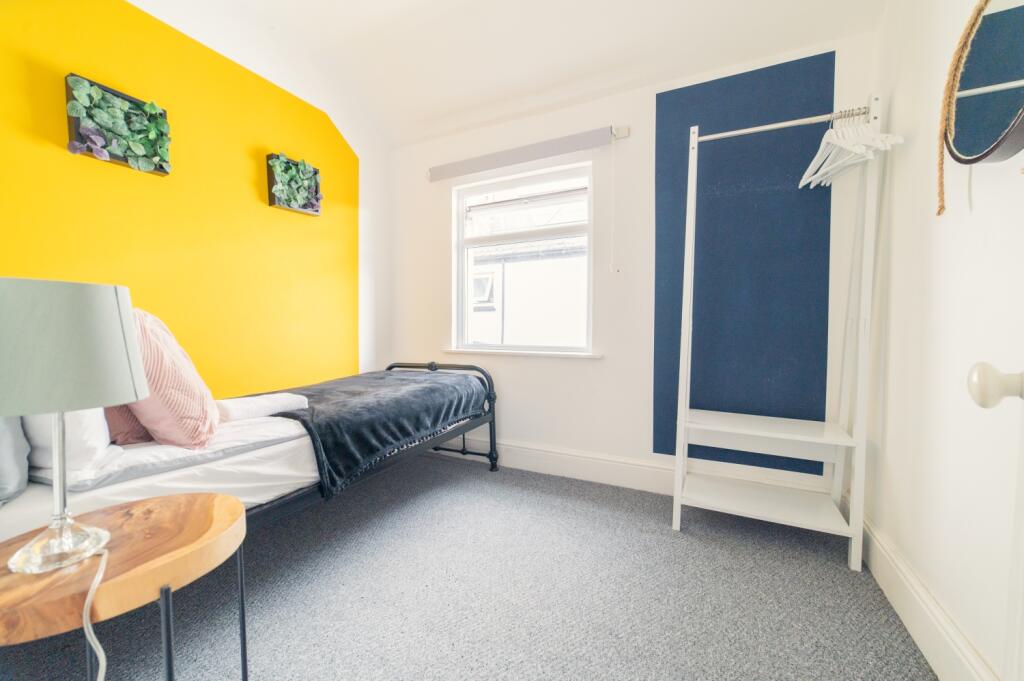 Additional image 30 of Corporation Road, Grangetown