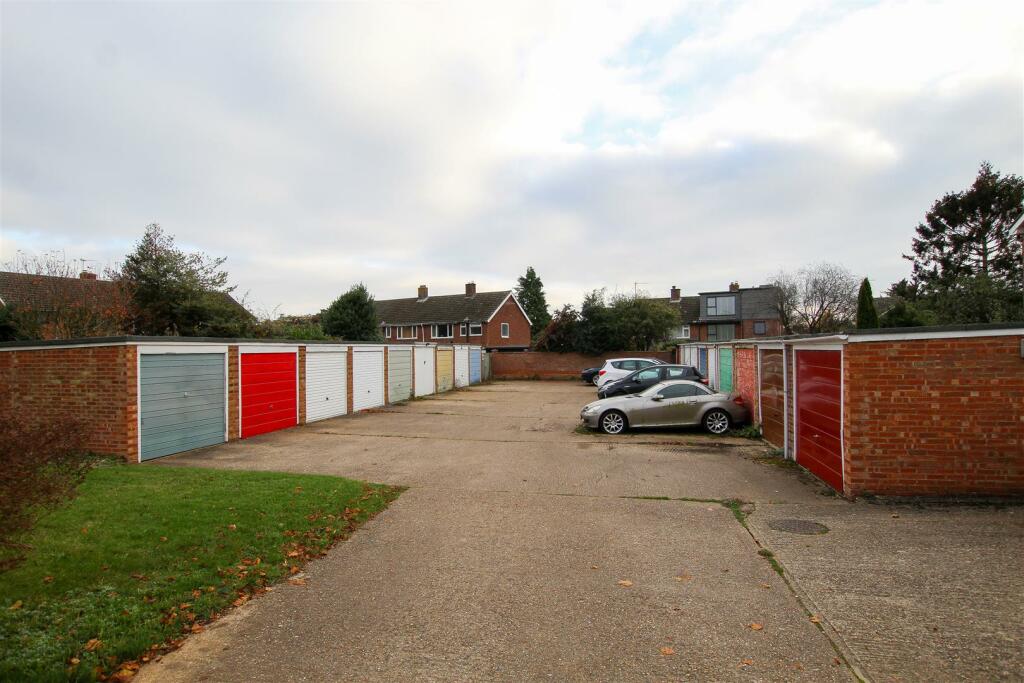 Additional image 23 of Hillfield Road, Comberton, Cambridge