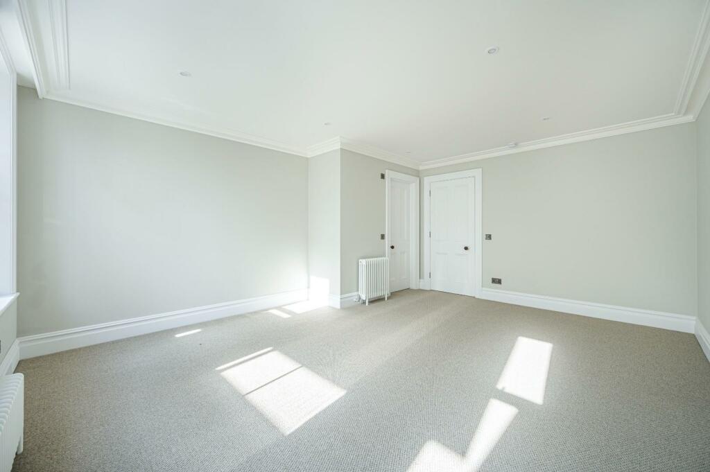 Additional image 11 of Howard Square, Seafront, Eastbourne