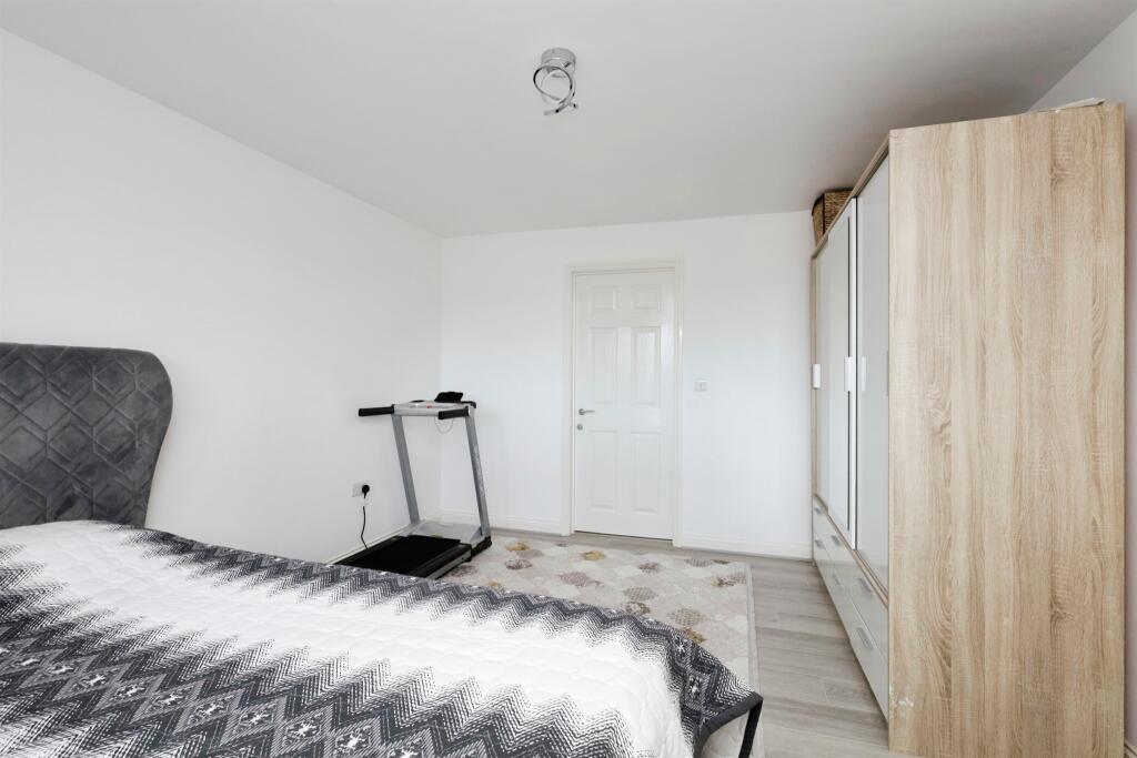 Additional image 33 of Vale Close, Seaford