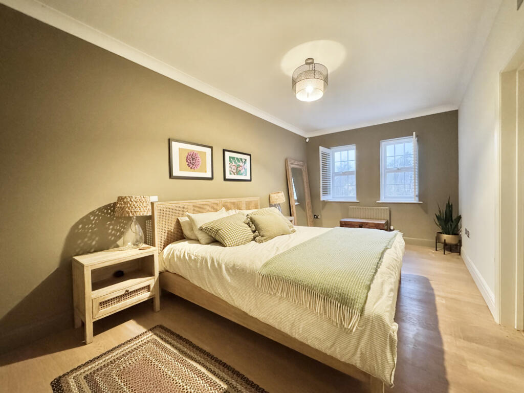 Additional image 15 of Azalea Close, Napsbury Park, St. Albans