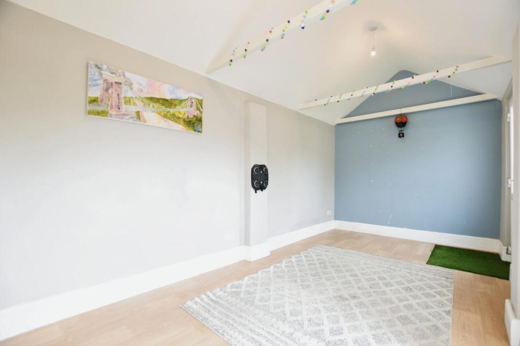 Additional image 19 of Oaktree Gardens, Bristol