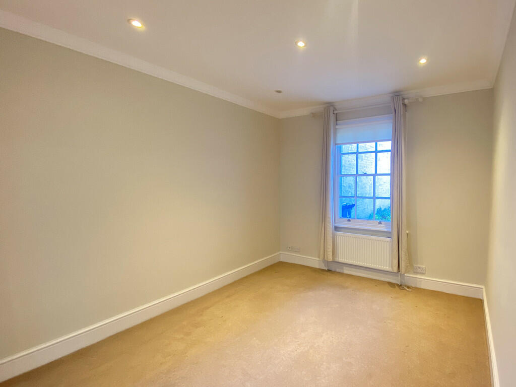 Additional image 4 of Victoria Street, Cambridge