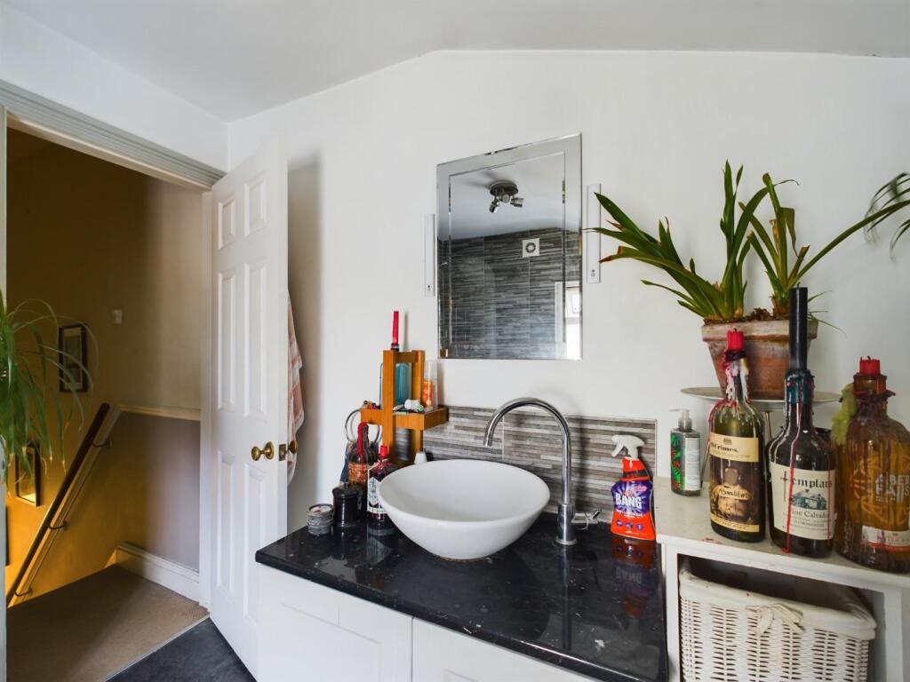 Additional image 17 of Neath Road, Whitehall