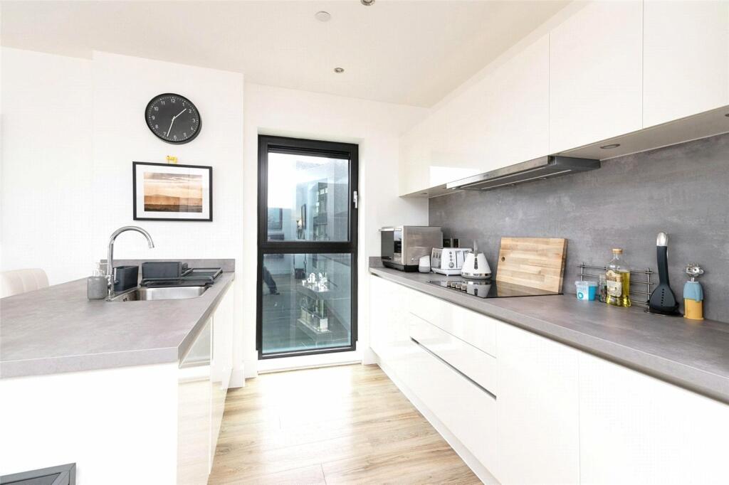 Additional image 13 of Bayscape, Watkiss Way, Cardiff Bay, CF11