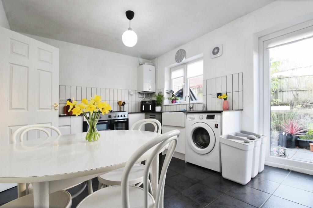 Additional image 6 of Southglade, Gwaelod-Y-Garth, Cardiff