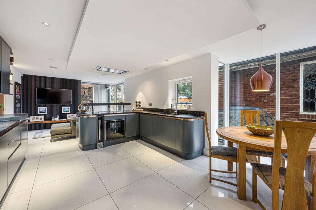 Additional image 3 of Moorview, Moss Bank Way, BL1 3LR – Stunning Home with Roof Terrace, Cinema Room & Outdoor Kitchen