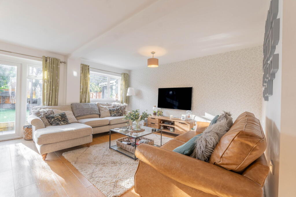 Additional image 4 of The Dingle, Cheswick Green, Solihull, B90 4JW