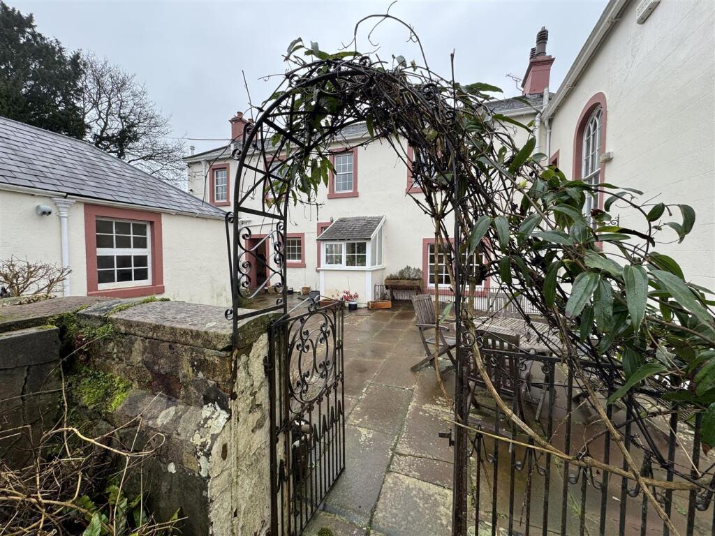 Additional image 38 of Woodend