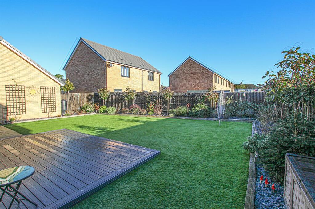 Additional image 21 of King James Close, Fordham