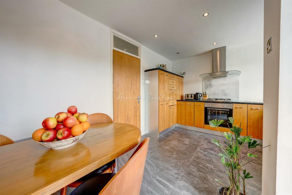 Additional image 20 of Schooner Way, Cardiff Bay