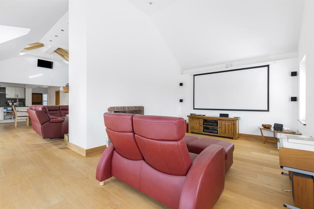 Additional image 14 of Broadway, Bourn