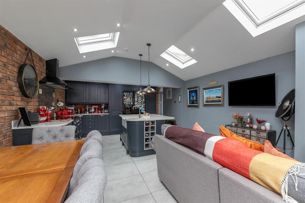 Additional image 27 of Saxon Road, Wheathampstead, St. Albans