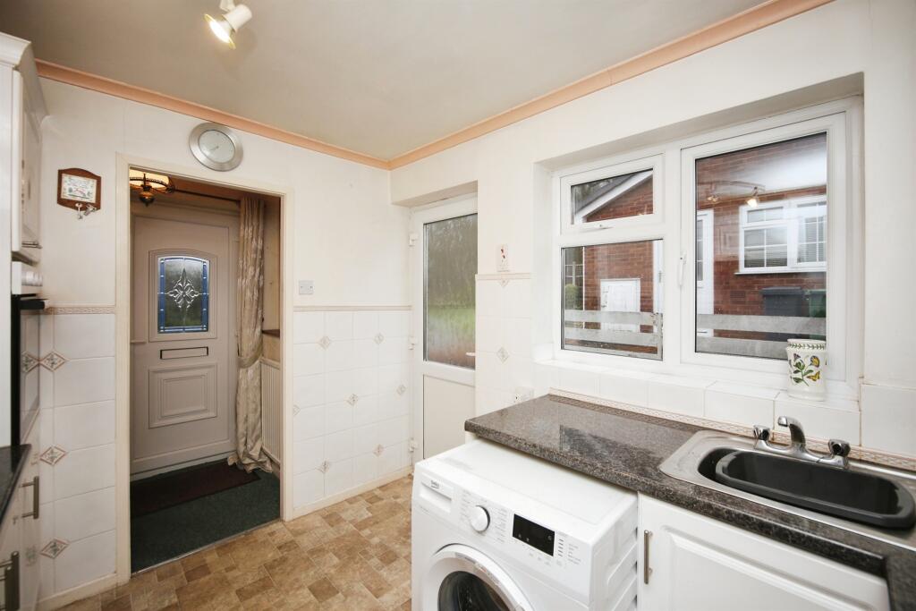 Additional image 4 of Paxford Close, Church Hill North, Redditch