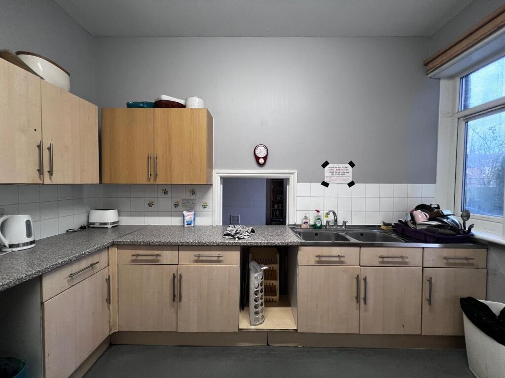 Additional image 8 of 28 Queens Road, Beckenham, Greater London, BR3