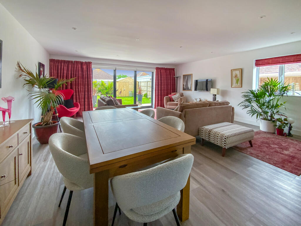 Additional image 4 of Hoddern Avenue, Peacehaven, BN10