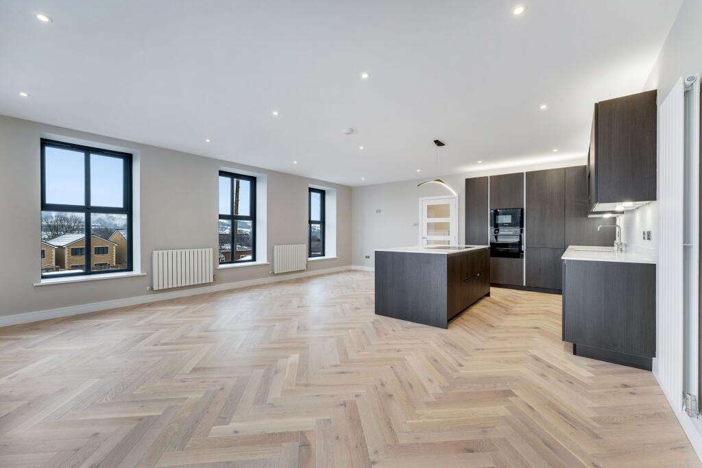 Additional image 9 of The Reading Room, Spring Street, Ramsbottom BL0 0DS: Restored 1860s Gem with High-Spec Interior