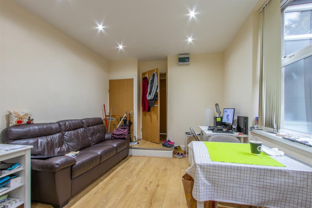 Additional image 4 of Colum Road, Cathays