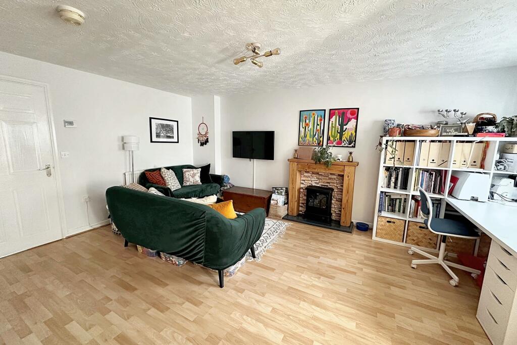 Additional image 7 of Verwood