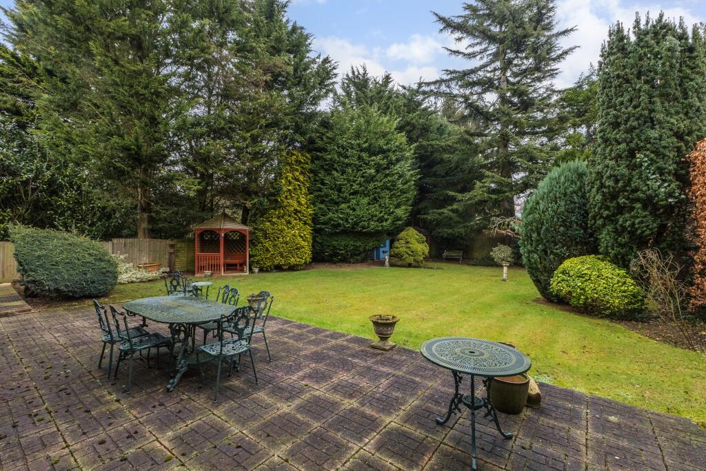 Additional image 8 of Burton Close, Wheathampstead, AL4