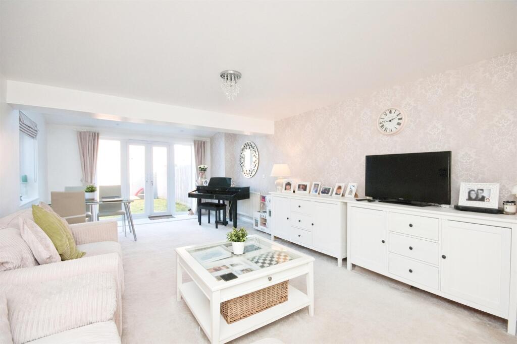 Additional image 16 of Lundy Walk, Hailsham