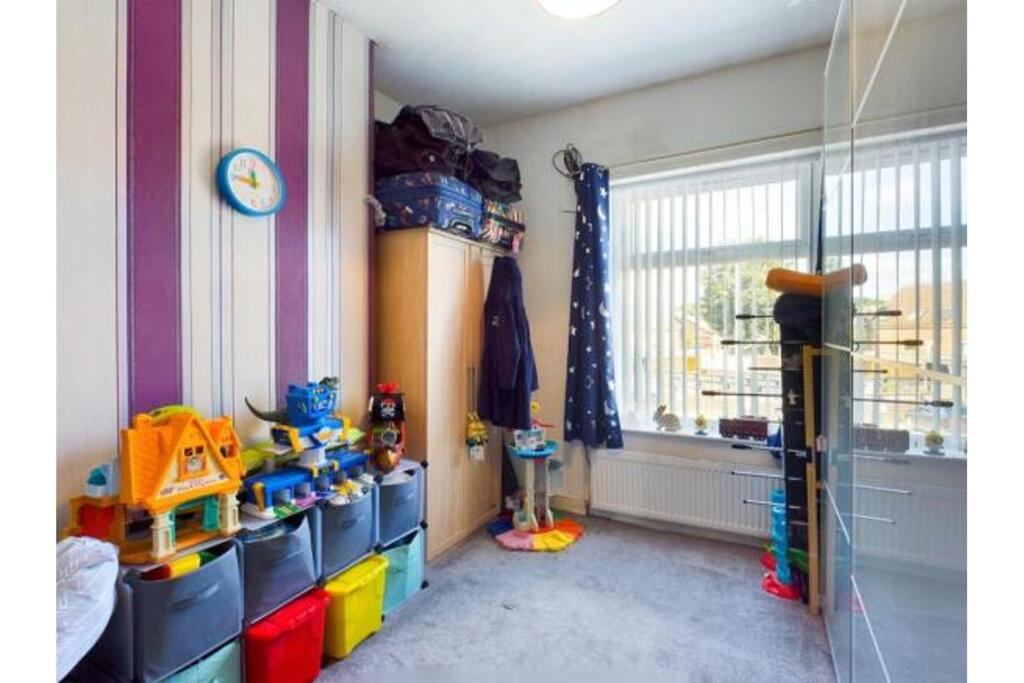 Additional image 12 of Cleckheaton Road, Bradford, BD12