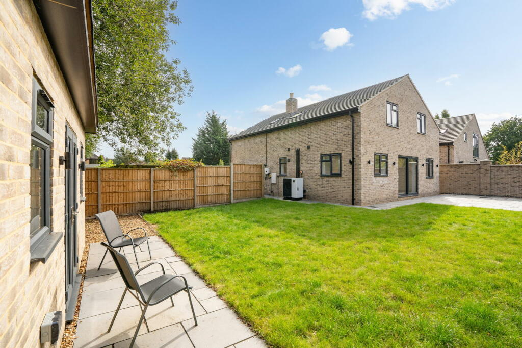Additional image 24 of West Drive, Highfields Caldecote, Cambridge