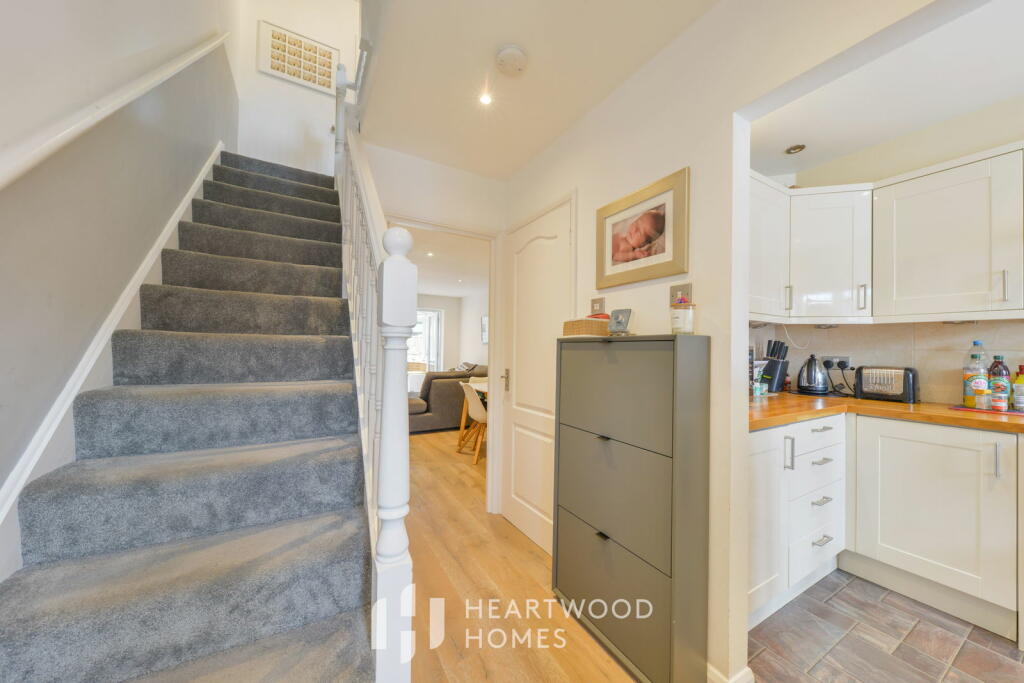 Additional image 8 of Robins Close, London Colney, St. Albans, AL2 1QT