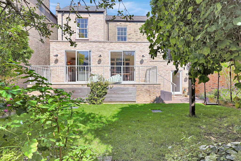 Additional image 35 of Maids Causeway, Cambridge