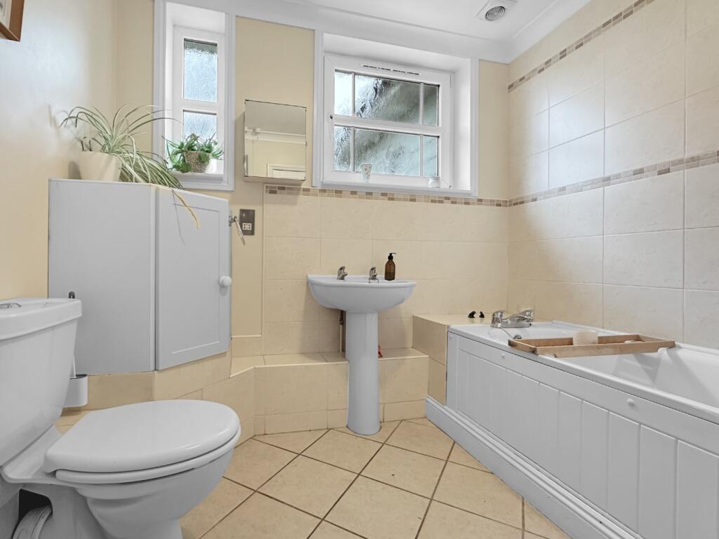 Additional image 15 of Rectory Road, Duxford