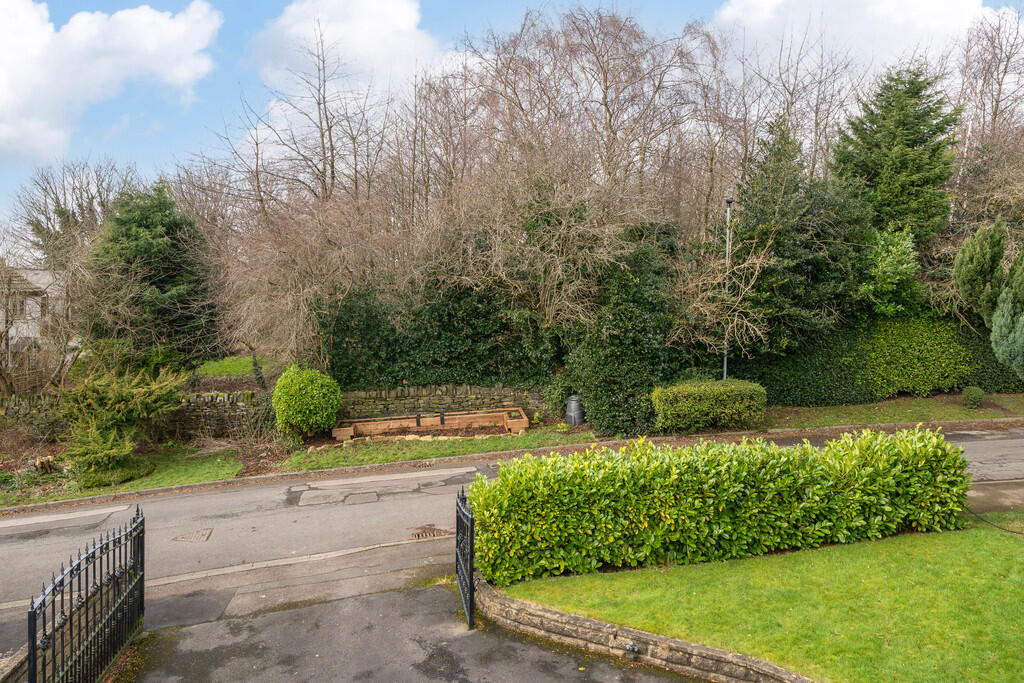 Additional image 15 of Stoney Croft, Little Gomersal
