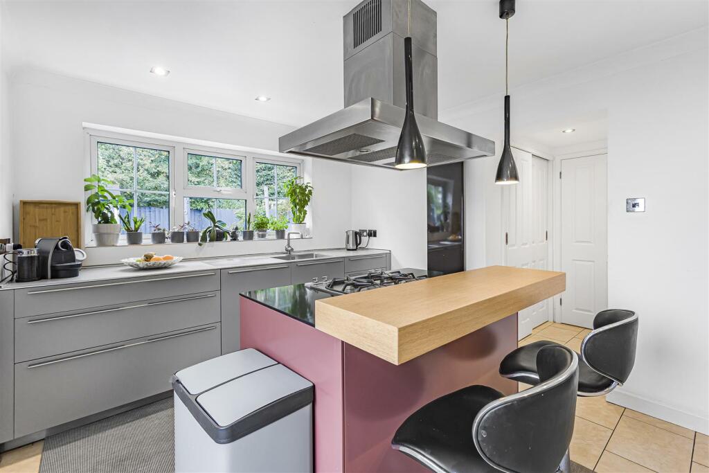 Additional image 7 of Chequers, Welwyn Garden City