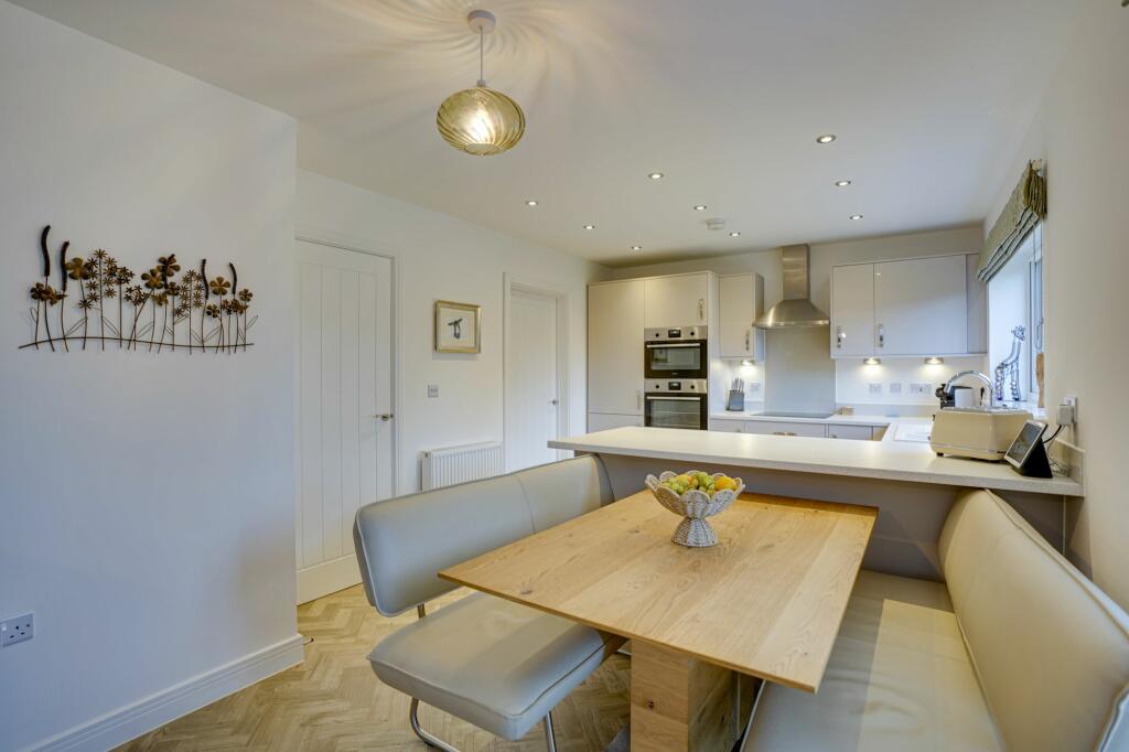 Additional image 23 of King James Close, Fordham, CB7