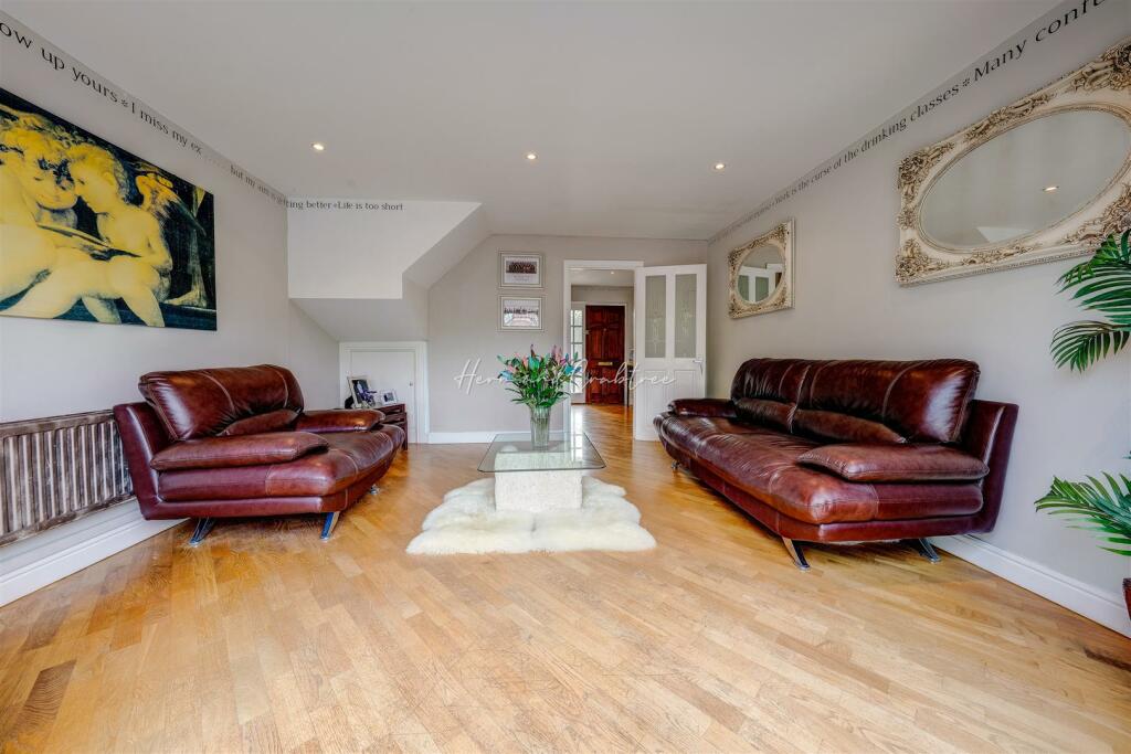 Additional image 8 of Schooner Way, Cardiff Bay