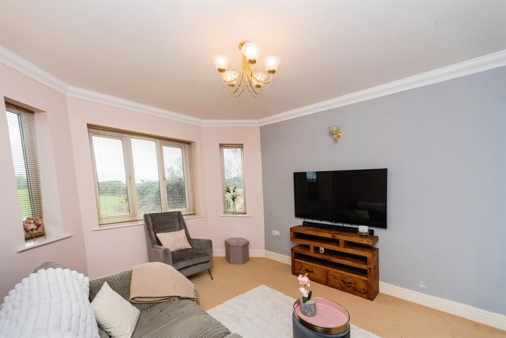 Additional image 23 of Wellfield Road, Marshfield, Cardiff