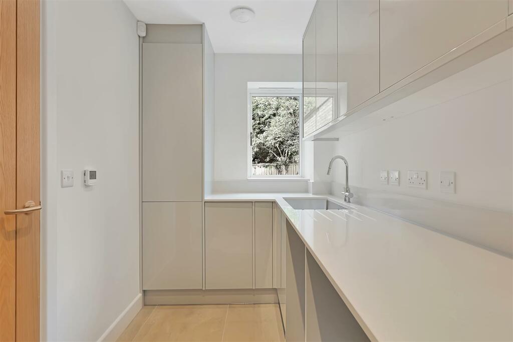 Additional image 10 of Station Road, Histon