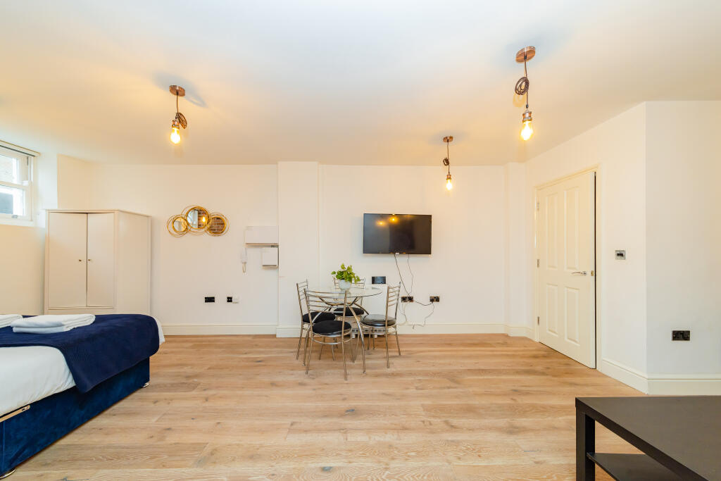 Additional image 10 of 15F Stone St, Brighton, BN1 2HB, United Kingdom