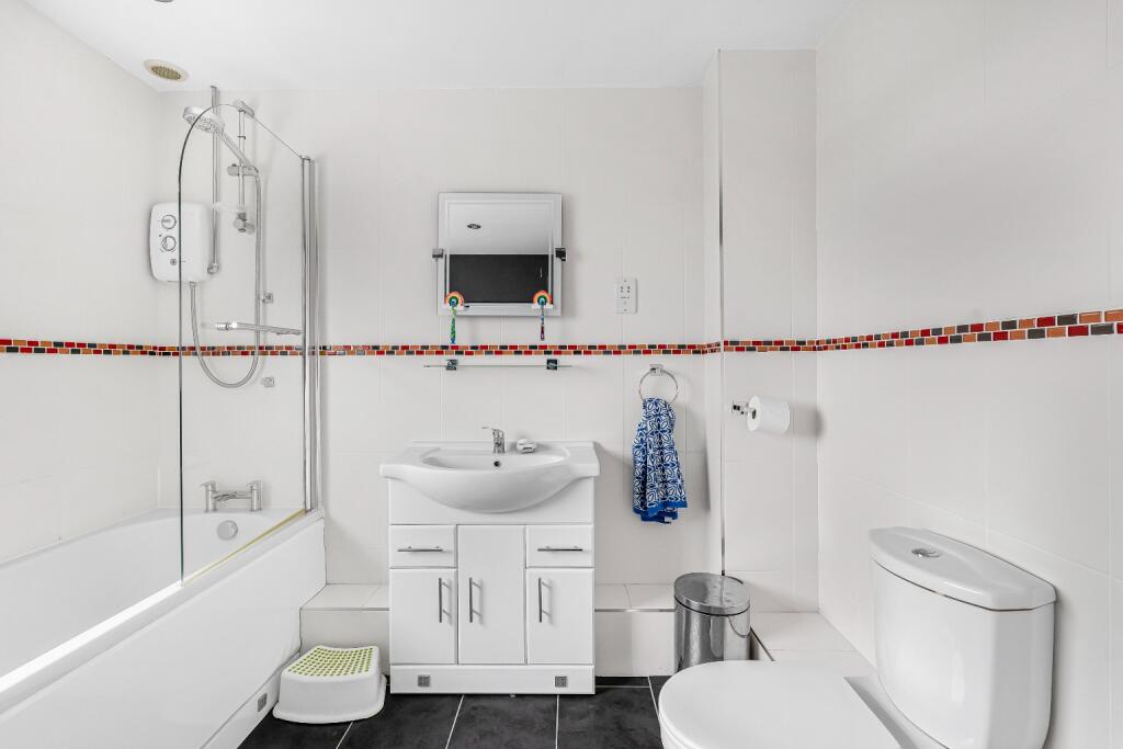 Additional image 27 of The Rustons, Duxford