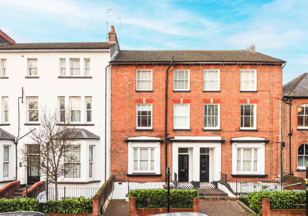 Alma Road, St. Albans, AL1