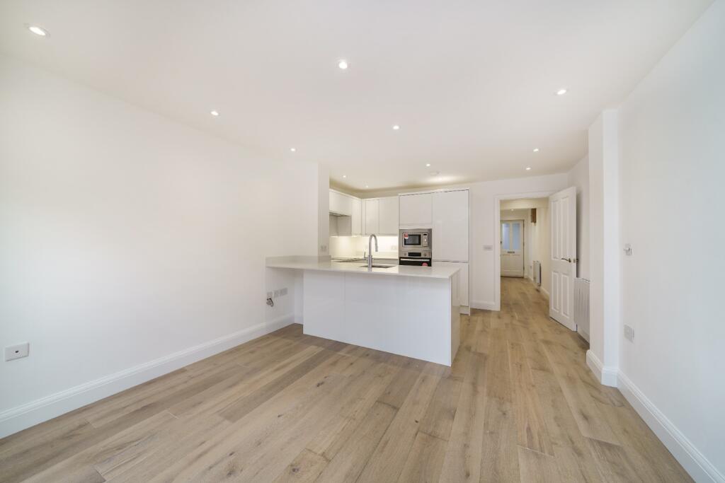 Additional image 5 of Bromley, Kent, BR1