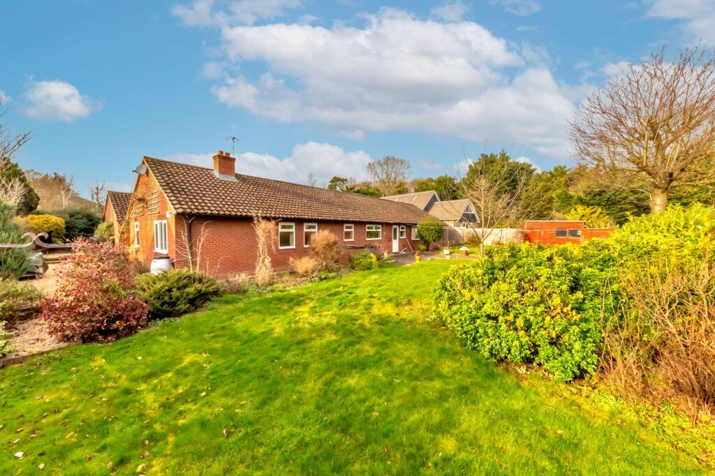Additional image 2 of The Highlands, Exning, CB8
