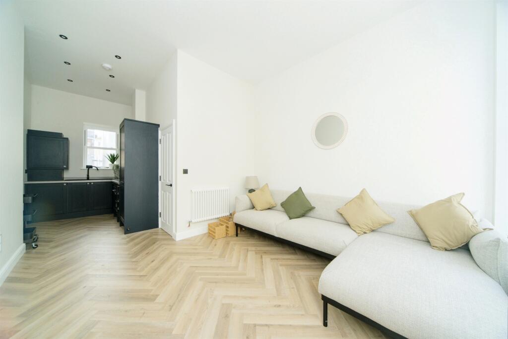 Additional image 10 of Grande View, Eastbourne