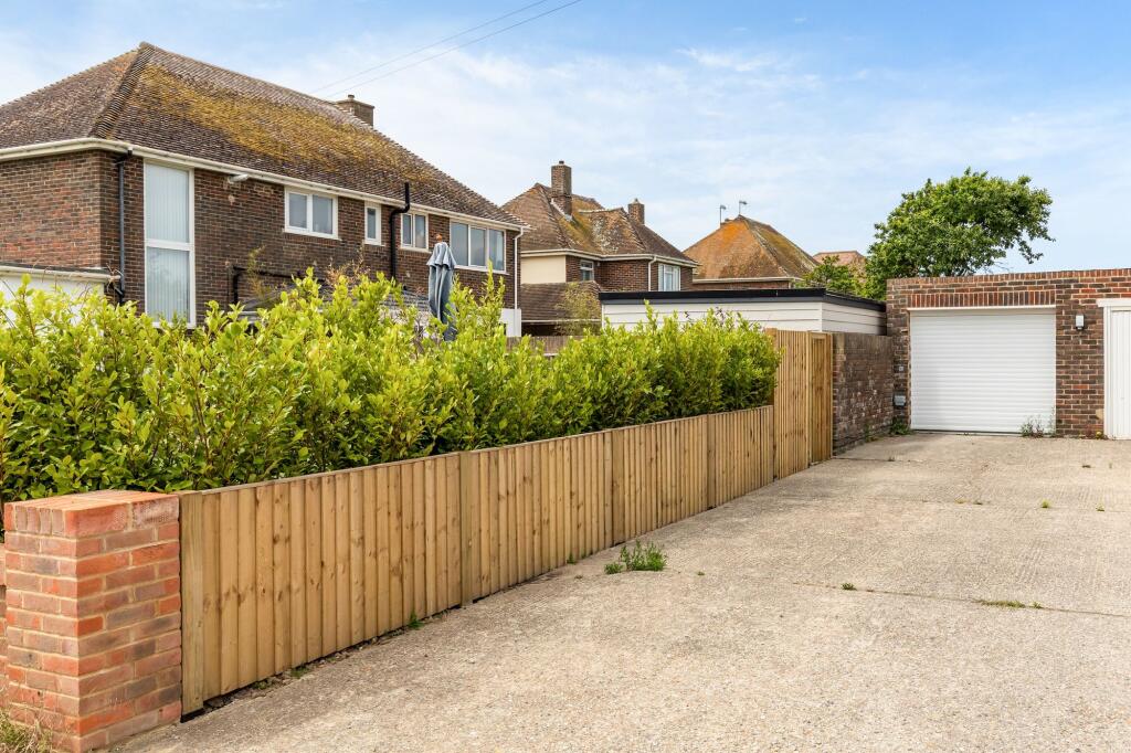 Additional image 17 of Marine Crescent, Goring-By-Sea, BN12