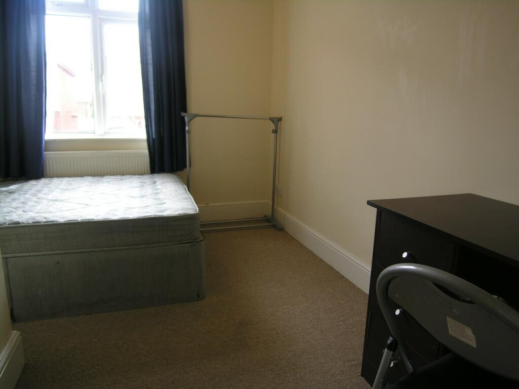 Additional image 10 of 6 bedroom House in Winton