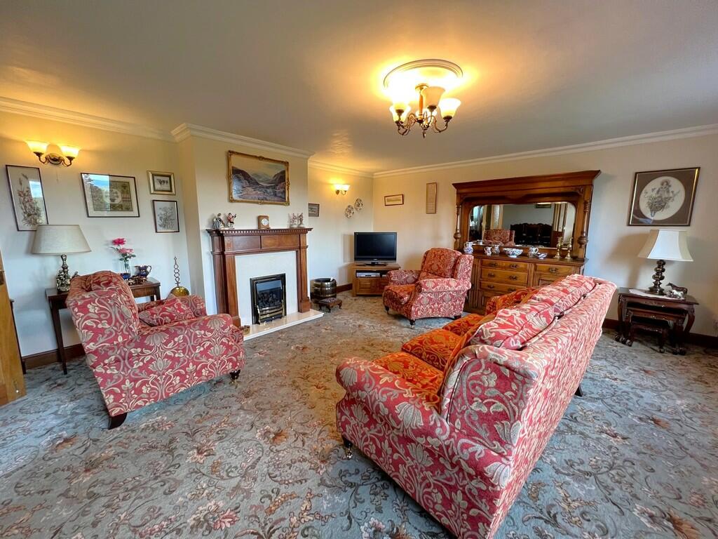 Additional image 4 of Warnell, Welton