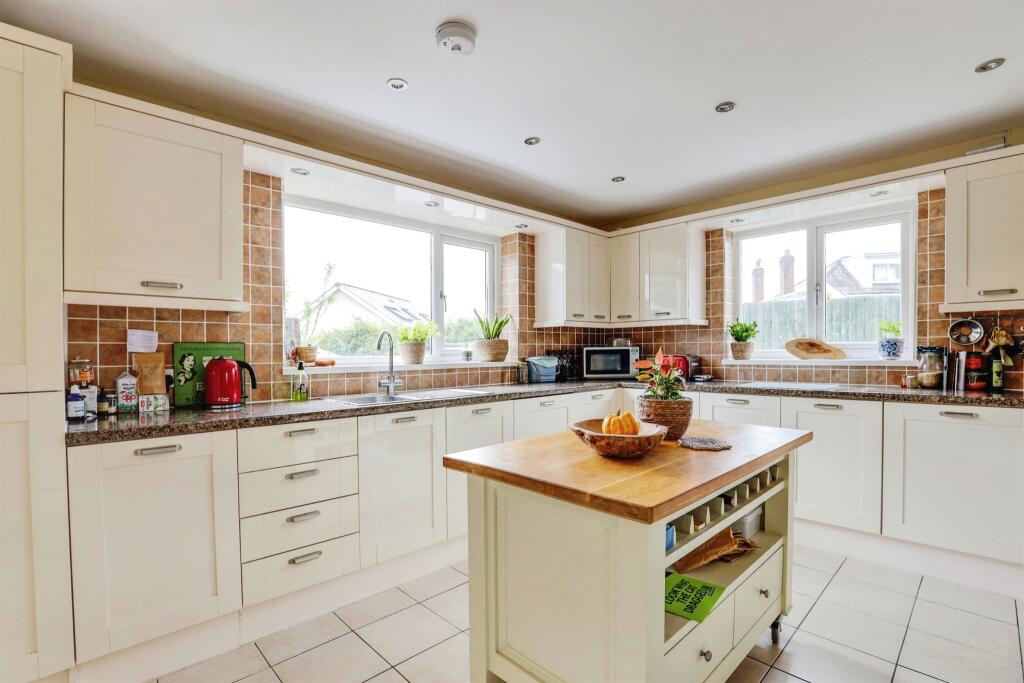 Additional image 24 of Manor Rise, Whitchurch, Cardiff