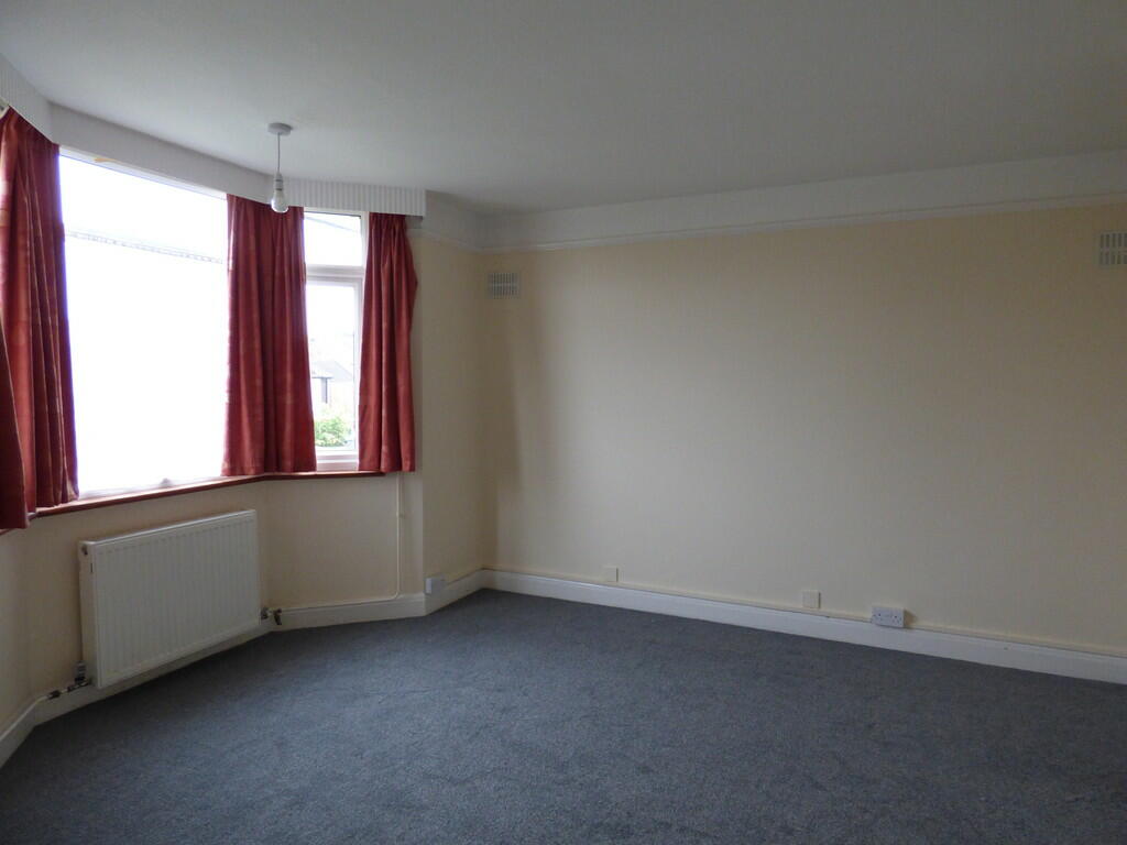 Additional image 5 of Centre Drive, Newmarket