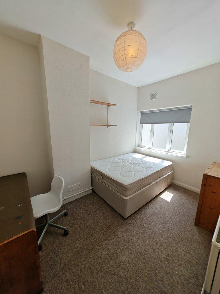 Additional image 9 of Constitution Hill – Ref 008