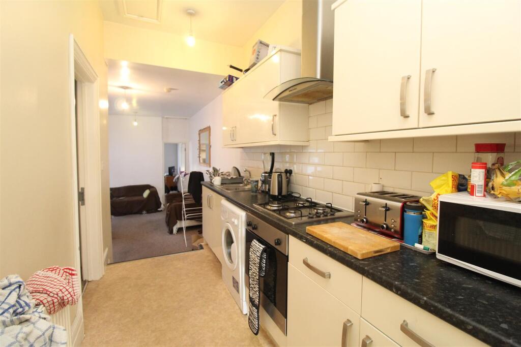 Additional image 18 of Whitchurch Road, Heath, Cardiff, CF14 3NF