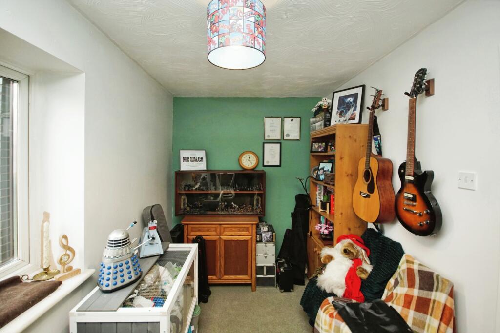 Additional image 8 of Crates Close, Kingswood, Bristol, Gloucestershire, BS15